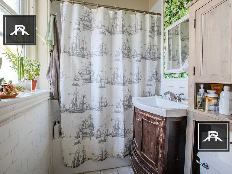 229 Kelton St #8 — Photo 6