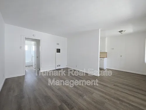 103 S Roosevelt Ave #9 Photo 1