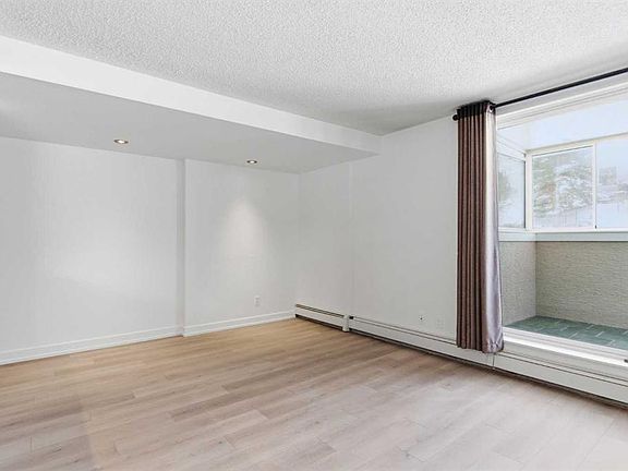 4th image of 2220 W 16a St SW #101