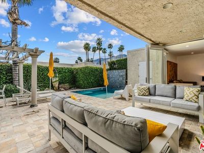 475 N Calle Rolph, Palm Springs, CA, 92262