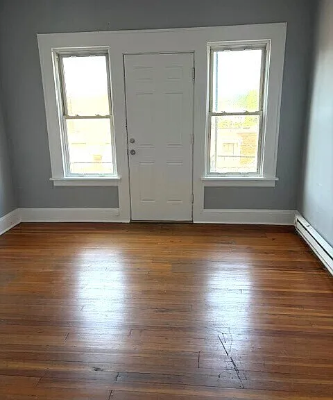 2744 Fairfield Ave #7 — Photo 4