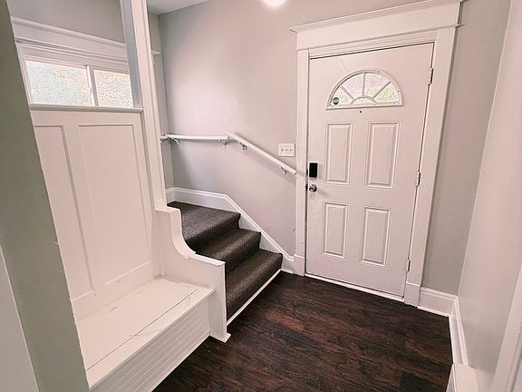 3rd image of 58 Burton St SW #1