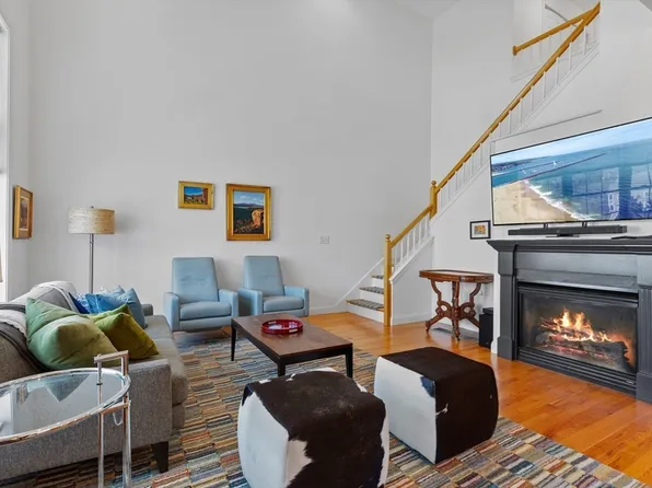 640 Devenwood Way #640, Clinton, MA 01510