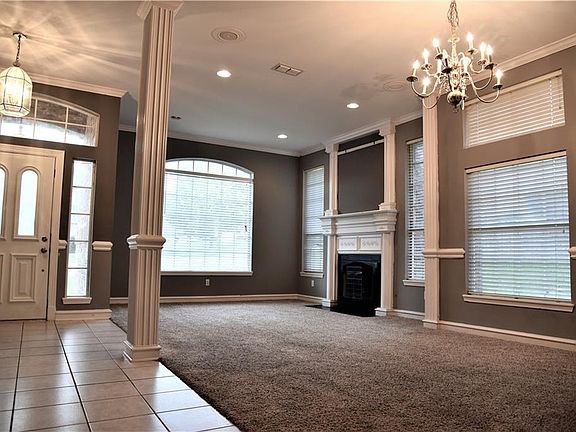 4th image of 518 Whiteoak Ln