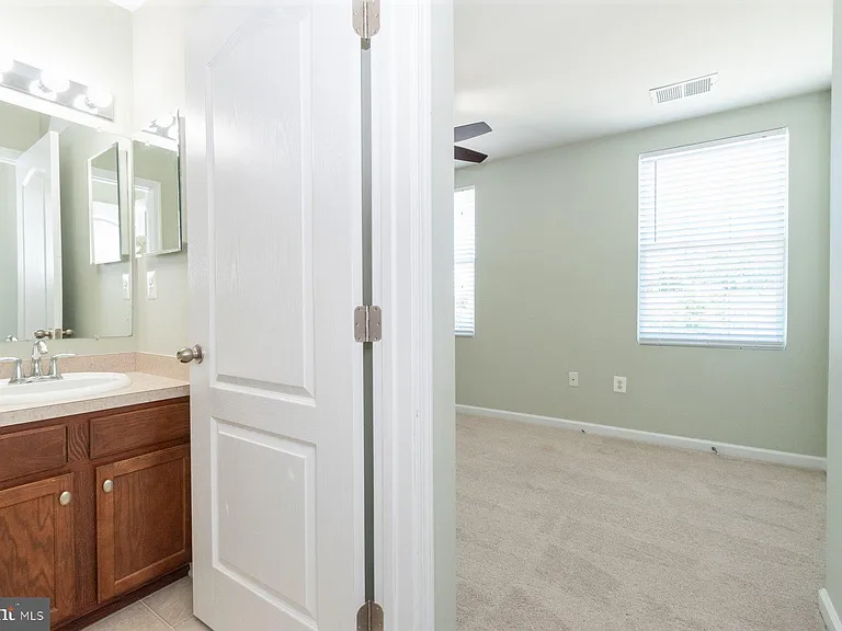 6810 Warfield St — Photo 17