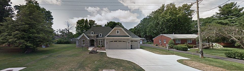 1st image of 8928 Longstreet Dr