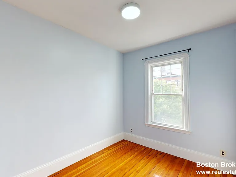 789 Columbia Rd #3 — Photo 9
