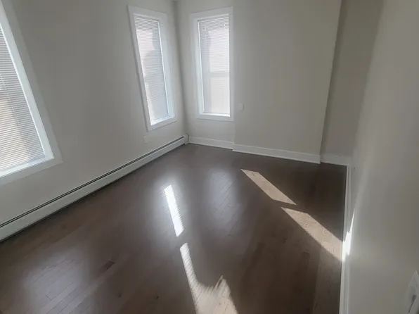 303 Pacific Avenue image 6 of 11