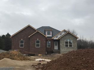 153 Blakenrod Blvd, Coxs Creek, KY 40013