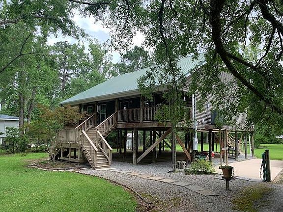 2nd image of 28565 Canal Dr