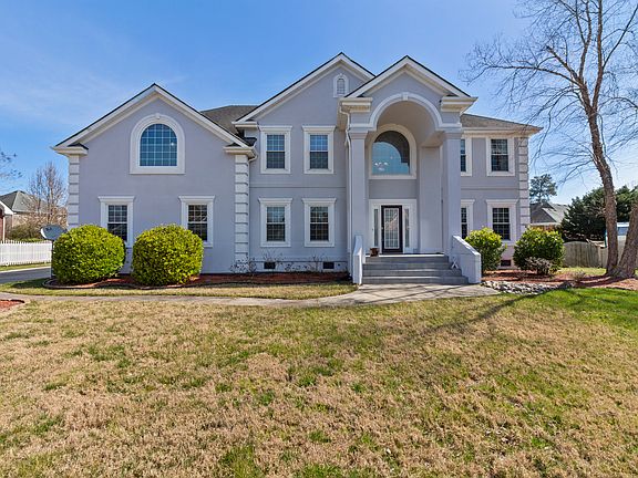 3rd image of 2480 Las Brisas Dr