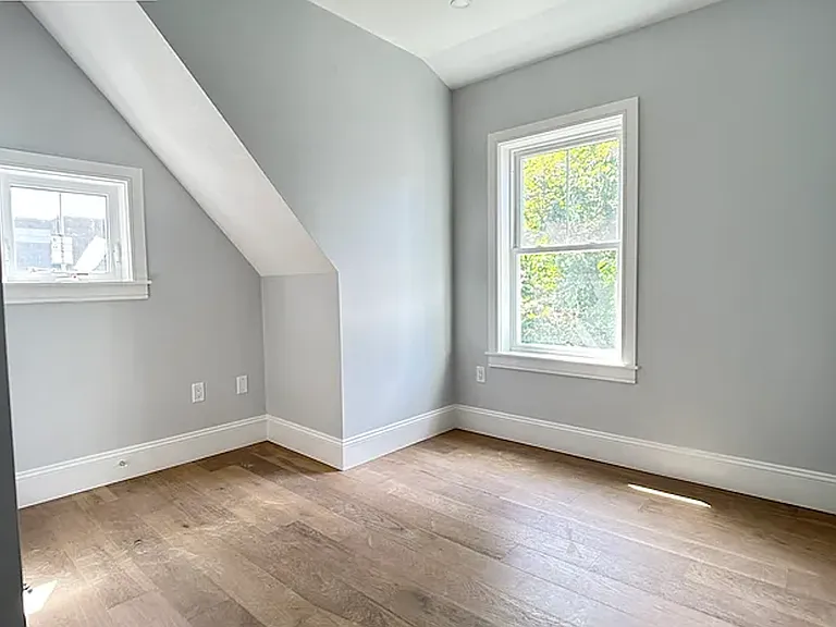 51 Fairbanks St #2 — Photo 4
