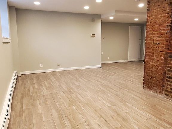 2nd image of 4428 Osage Ave #10