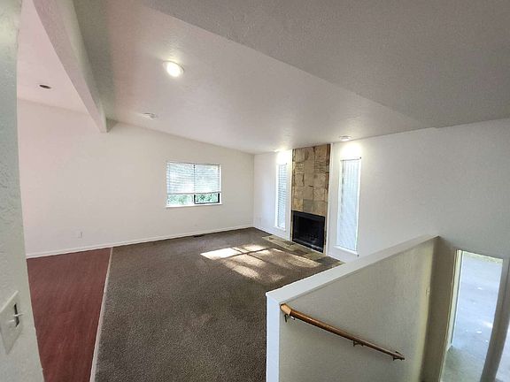 5th image of 5691 Kitsap Way