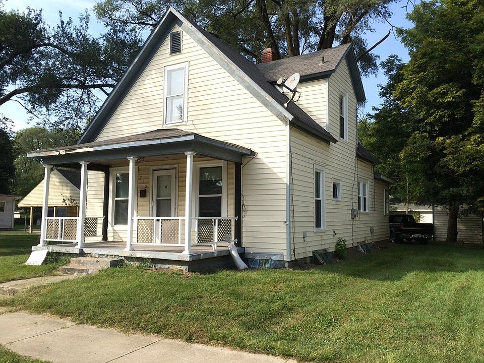 1st image of 710 W Hubbard Ave