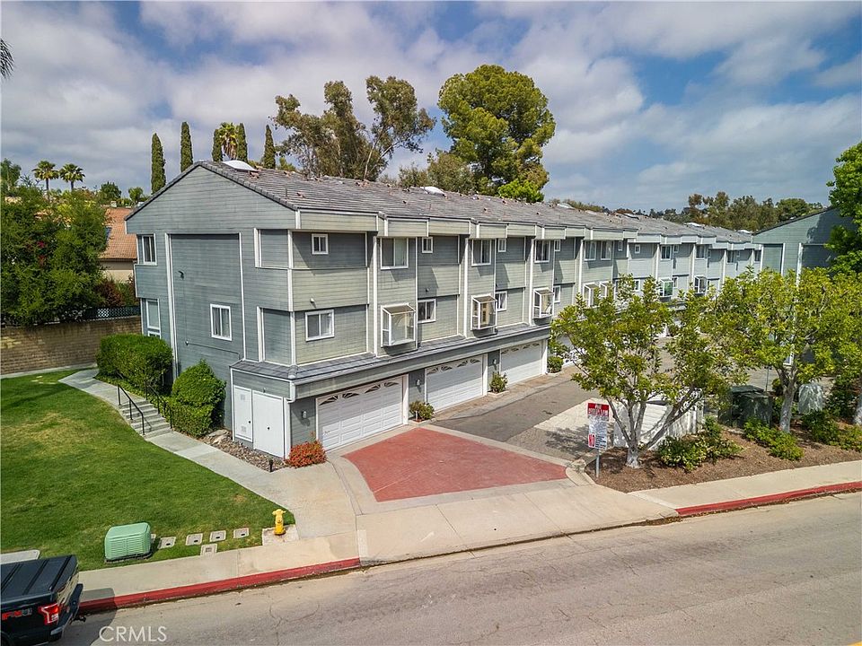 1st image of 24833 Nueva Vista Dr #2