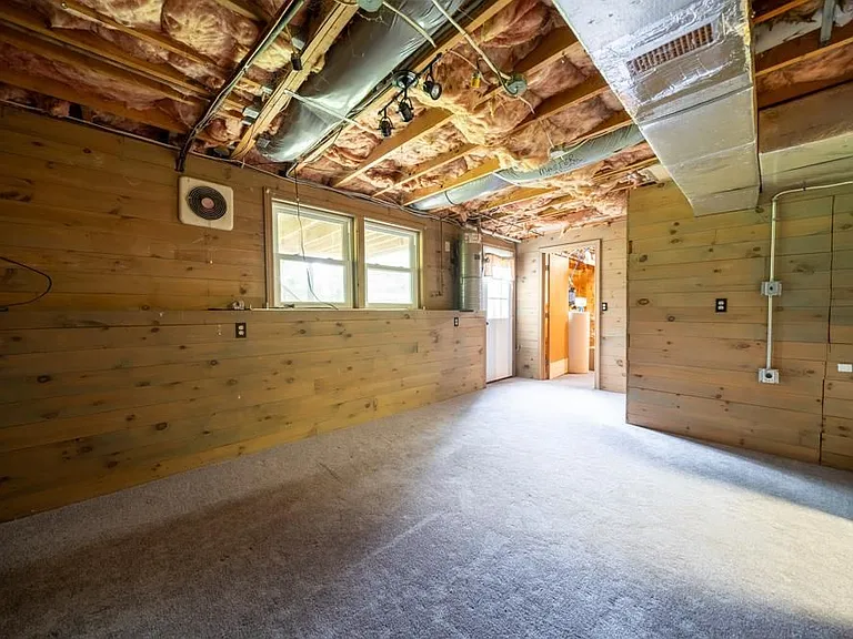 246 Winding Pond Rd — Photo 25