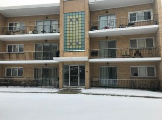 10344 S Pulaski Rd APT 204, Oak Lawn, IL