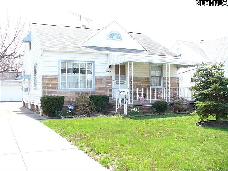 1st image of 25400 Drakefield Ave