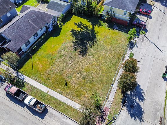 5th image of 6602 Avenue K