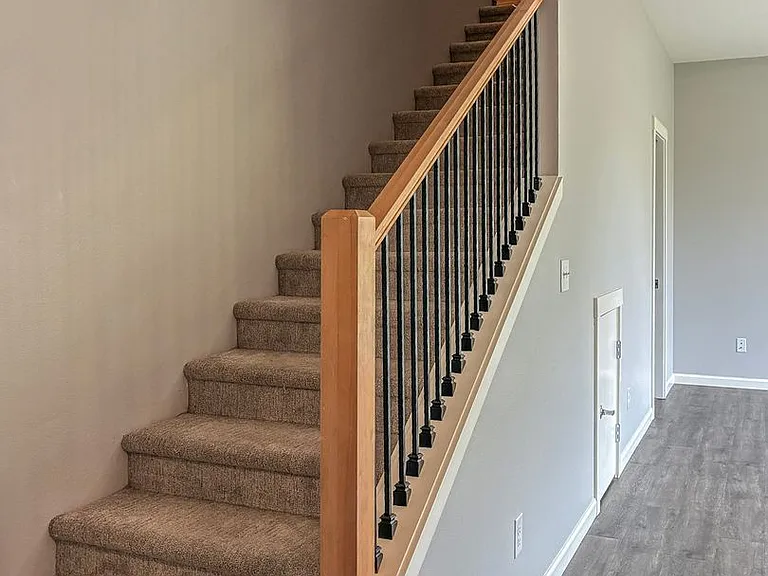 7100 N Greenwich Ave — Photo 13