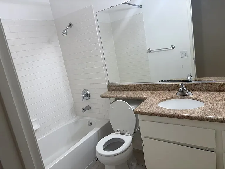 39029 Guardino Dr #220 — Photo 13