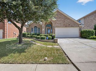4353 Mountain Crest Dr, Fort Worth, TX 76123