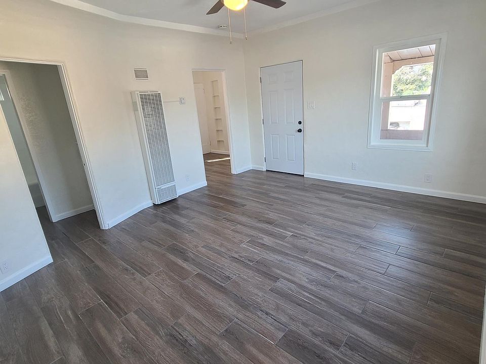 1st image of 8139 Beechwood Ave #1/2