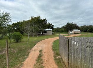 949 Slippery Elm Rd, Victoria, TX 77904