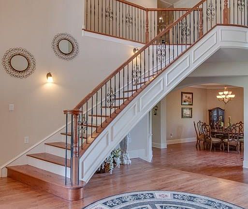 5th image of 521 Spicewood Ct