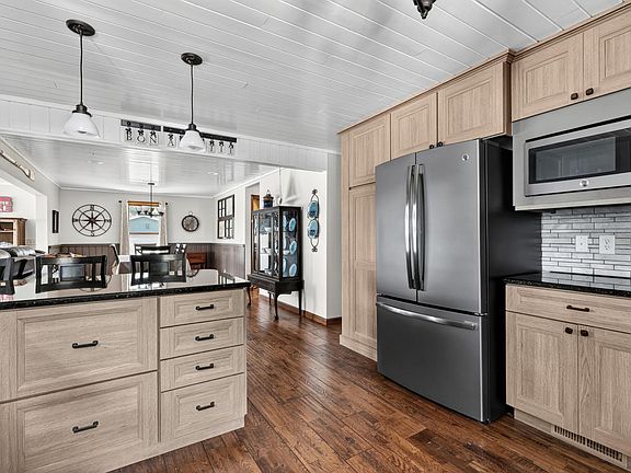 5th image of 10446 Shady Ln