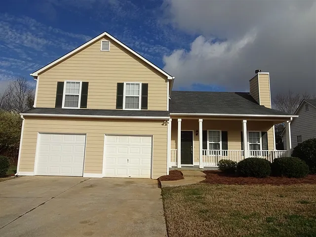 3041 Lake Park Trl — Photo 1