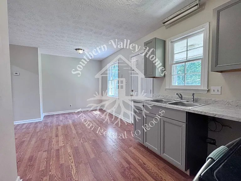 1634 Huntley Ridge Dr — Photo 10