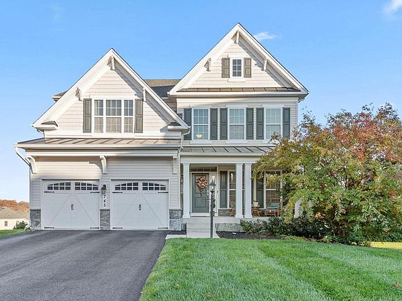 3rd image of 745 Dowers Rd