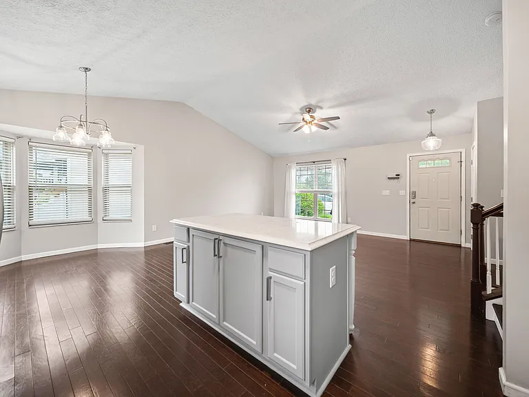 1300 Faunsdale Dr — Photo 15
