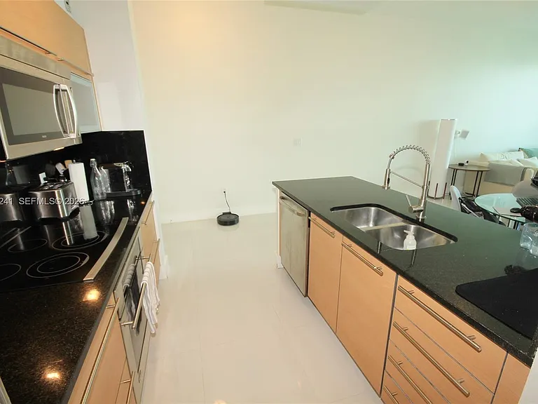 950 Brickell Bay Dr #5000 — Photo 16