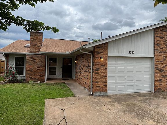 2nd image of 2322 Twisted Oak Dr