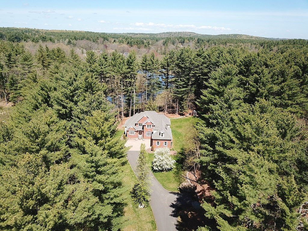 163 Pleasant St, Dunstable, MA 01827 Zillow