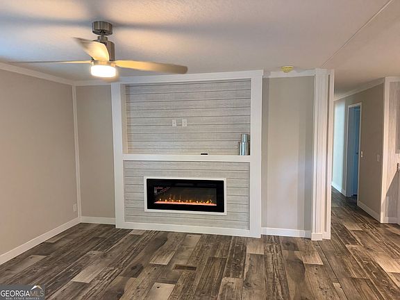 3rd image of 2364 Candler Rd