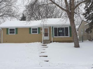 1013 Livingston Ave, West Saint Paul, MN 55118