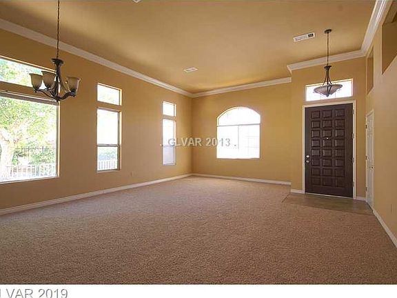 5th image of 2821 Greenview Ct