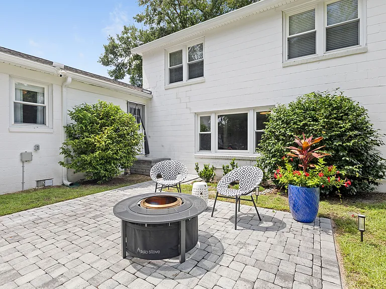 1126 Pleasant Pines Rd — Photo 43
