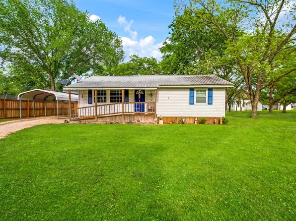 170 2nd St NW, Detroit, TX 75436