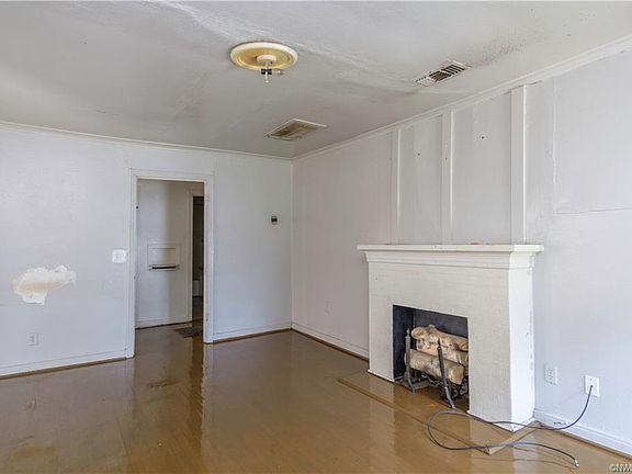 2nd image of 3948 Saint Vincent Ave