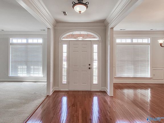 5th image of 2815 Winterberry Way SE
