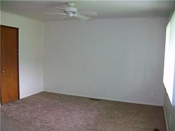 5th image of 5022 Crisp Ave
