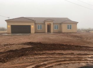 1040 Cocula Ct, Rio Rico, AZ 85648