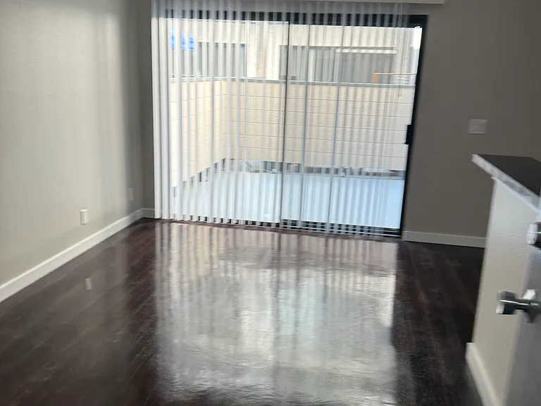 1400 Edgemont — Photo 12