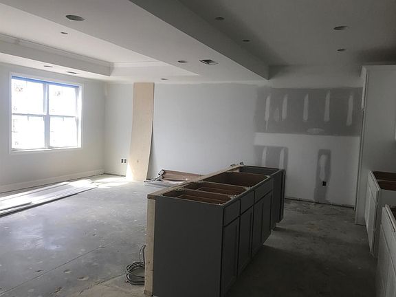5th image of 3521 Cave Hill Pl