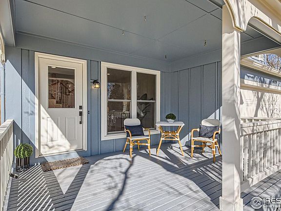 3rd image of 679 W Sandbar Cir